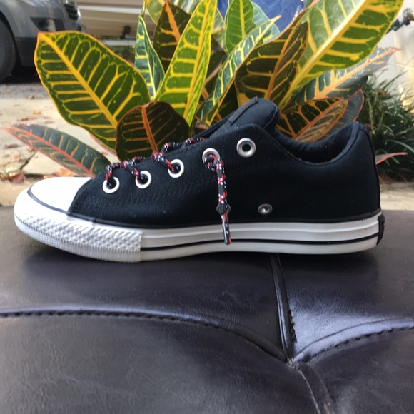 Kids' Chuck Taylor All Star Street Slip on Lo-Tops - Picture 3 of 8